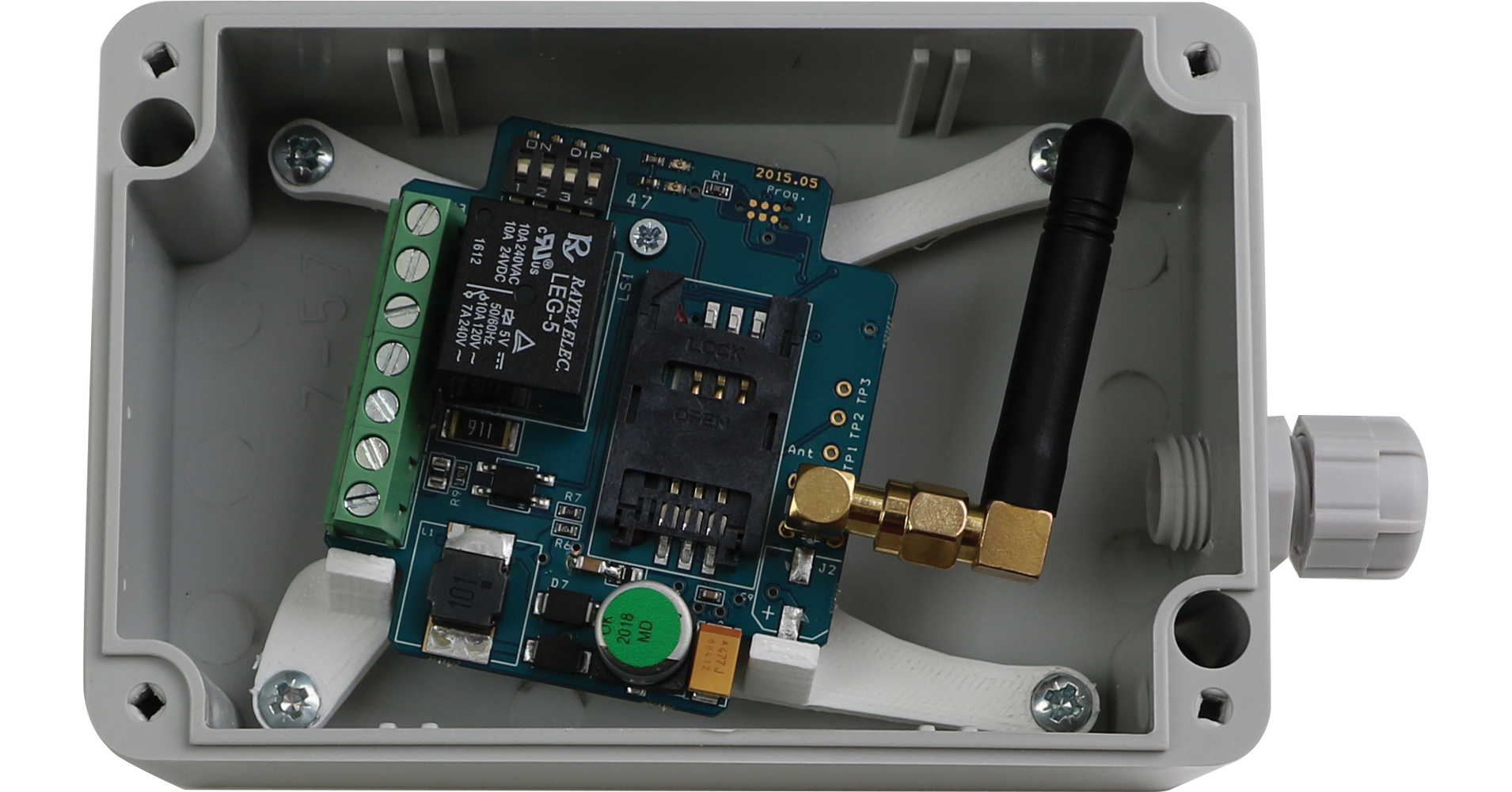 IP65 box to MultiOne GSM Cloud