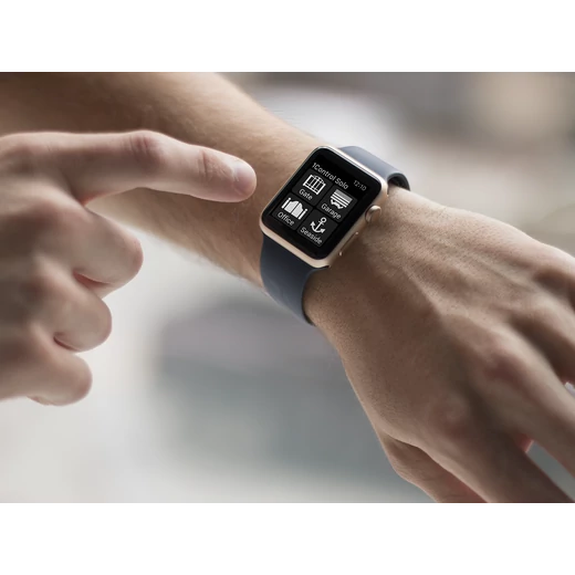 Solo vezérlés okosórával