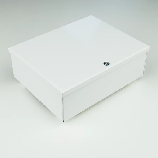 fem_doboz_metal_box