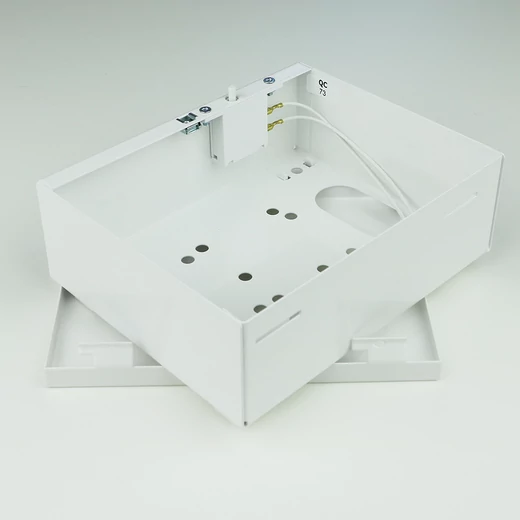 fem_doboz_metal_box